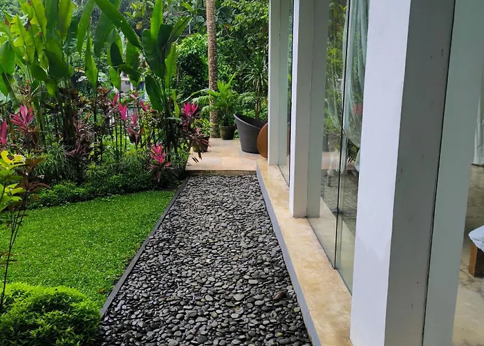 Villa Jungle View *